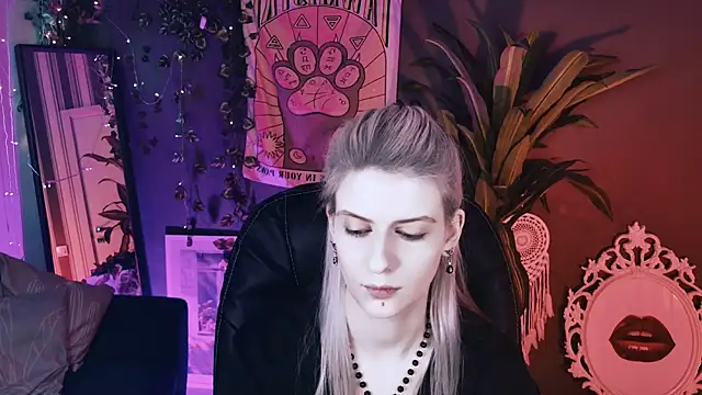 Noah ElmerX online show from June 20, 3:37 pm