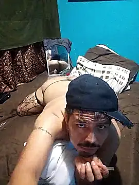 Snapshot of Bottompnp90 chatting on September 22, 6:04 am Bottompnp90 online show from September 22, 6:04 am