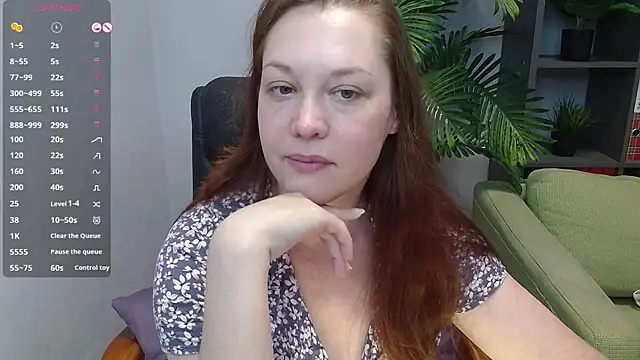 Snapshot of CutieGinger chatting on September 27, 4:34 pm CutieGinger online show from September 27, 4:34 pm