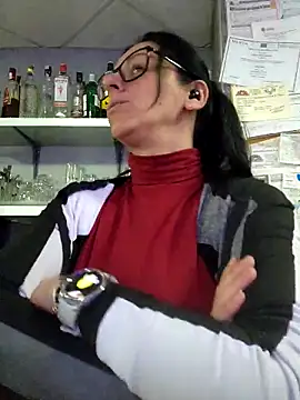 bruneta sexy23 online show from March 6, 3:57 am