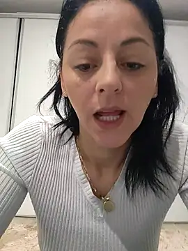 bruneta sexy23 online show from March 19, 5:08 am