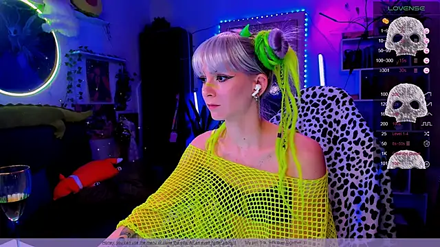 Fridart-house Fortuna online show from November 12, 9:58 pm