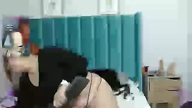 jolie colette online show from January 20, 9:22 pm