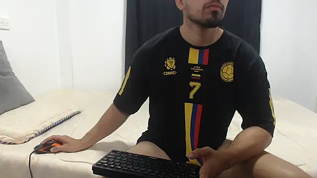 Snapshot of darekgates chatting on March 4, 3:40 pm darekgates online show from March 4, 3:40 pm