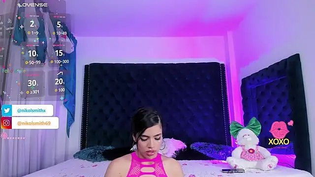 Snapshot of nikolsmithh chatting on November 8, 6:29 pm nikolsmithh online show from November 8, 6:29 pm