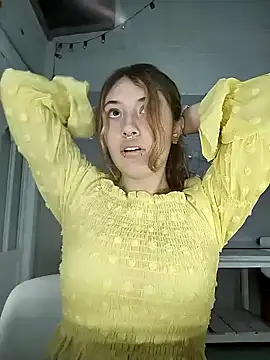 chubby vanniie  online show from January 18, 10:28 am