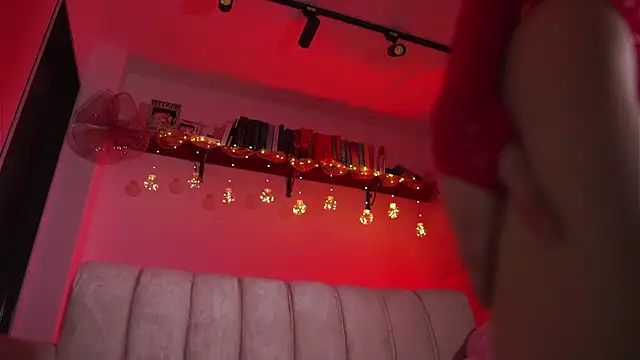 Snapshot of melissajoness3 chatting on December 3, 11:46 pm melissajoness3 online show from December 3, 11:46 pm