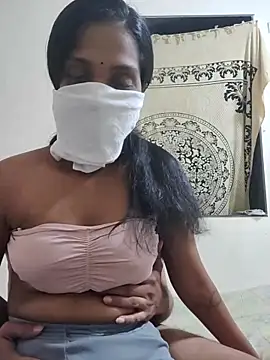 Snapshot of Sunny_Alisha chatting on February 23, 2:58 pm Sunny Alisha online show from February 23, 2:58 pm