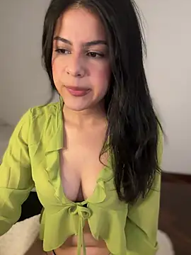 CuteKira7 online show from March 27, 3:23 am