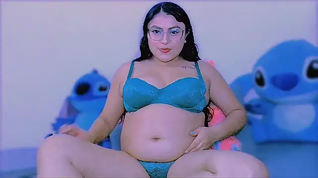 KathieBurning online show from November 1, 6:43 pm