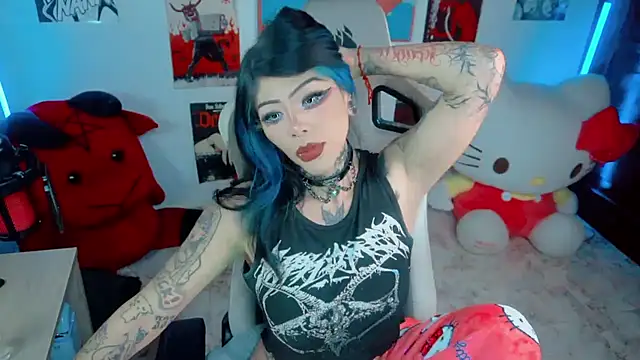 Deadly Doll online show from April 30, 8:57 pm