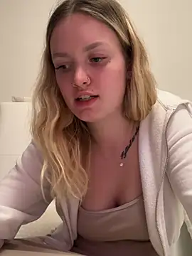 mariemelissah online show from March 14, 4:19 pm