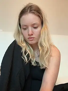 mariemelissah online show from March 19, 2:02 pm