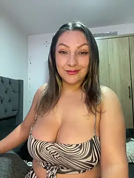 Lady  Pink online show from June 13, 8:51 pm