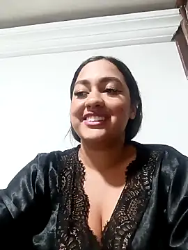 brittany069 online show from December 21, 9:33 pm