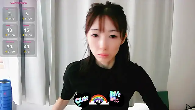 Love me Eri  online show from October 18, 4:04 am