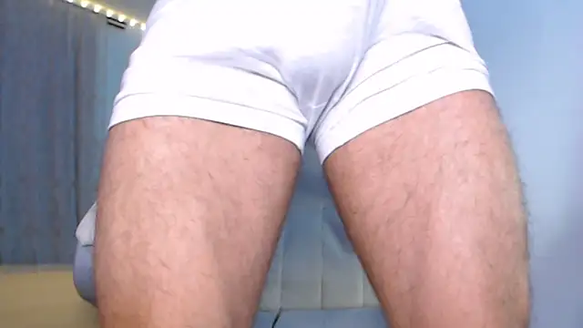 Snapshot of taylor_cruz chatting on April 8, 7:08 am taylor cruz online show from April 8, 7:08 am