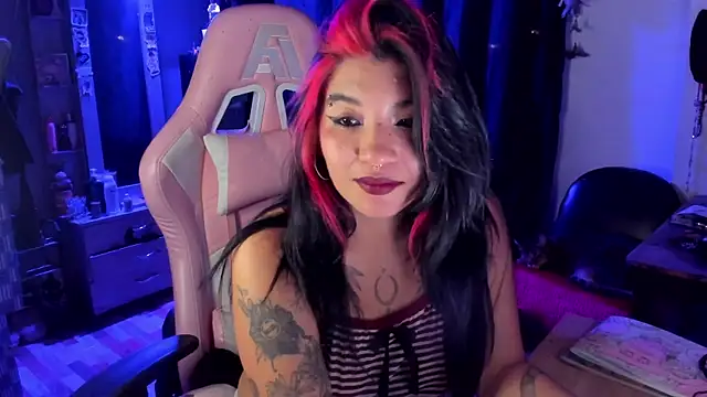 annie walker6 online show from June 4, 3:23 am