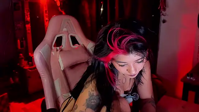 annie walker6 online show from June 5, 3:02 am