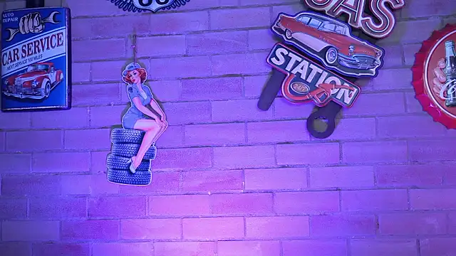 Snapshot of miss_canndy chatting on March 21, 6:11 pm miss canndy online show from March 21, 6:11 pm