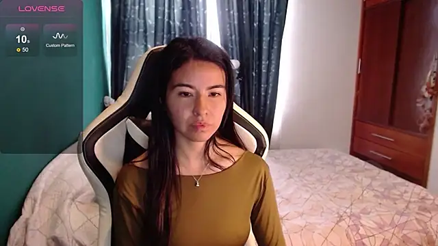alice middlee online show from July 8, 6:56 pm