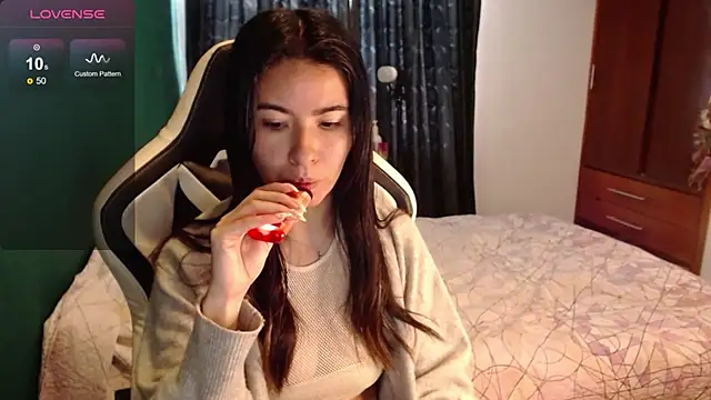 alice middlee online show from July 15, 3:06 pm