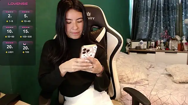 alice middlee online show from July 16, 3:29 pm