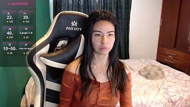 alice middlee online show from July 17, 12:45 pm