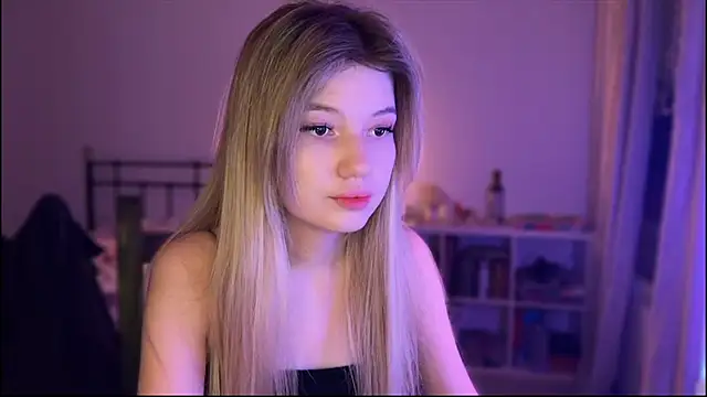 Caramel Peach online show from September 23, 4:54 pm