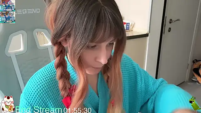 Snapshot of ShiroiFubuki chatting on April 11, 5:23 am ShiroiFubuki online show from April 11, 5:23 am