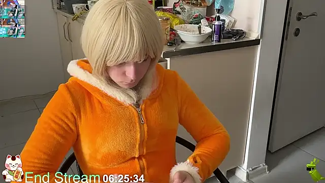 Snapshot of ShiroiFubuki chatting on April 14, 9:04 am ShiroiFubuki online show from April 14, 9:04 am