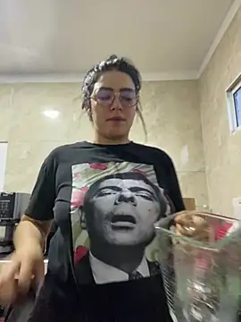 Lia flowers online show from January 9, 11:02 pm