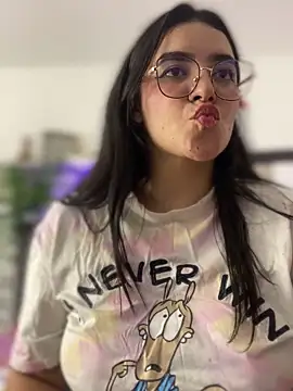 Lia flowers online show from March 9, 6:28 am