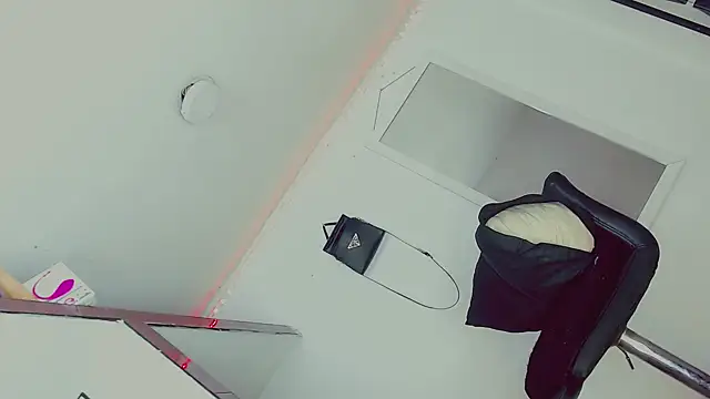 candy kendall online show from February 15, 4:01 pm