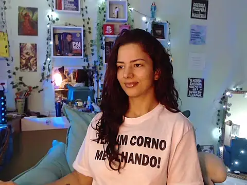 Snapshot of BeellyDance chatting on October 7, 11:29 am BeellyDance online show from October 7, 11:29 am