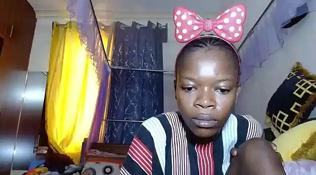 Busty hinata12 online show from January 20, 8:09 am