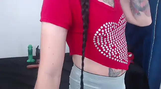 queenofwetqueens online show from December 16, 4:49 pm