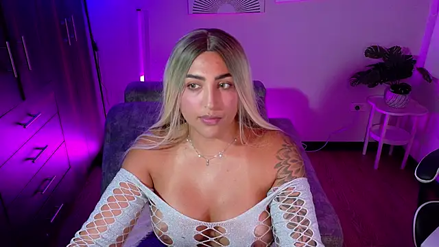 a belladanger online show from May 7, 2:06 am