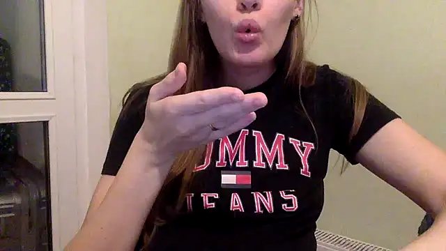 vanessa4you online show from February 5, 3:34 am