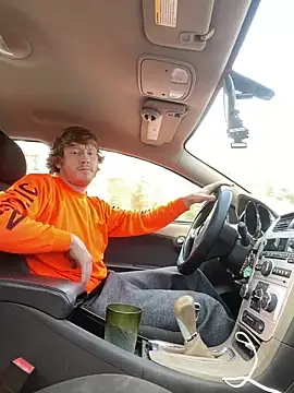 Snapshot of hottestcouplevaa chatting on December 5, 4:55 pm hottestcouplevaa online show from December 5, 4:55 pm