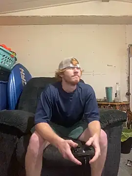 Snapshot of hottestcouplevaa chatting on December 9, 8:33 pm hottestcouplevaa online show from December 9, 8:33 pm