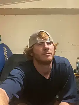 Snapshot of hottestcouplevaa chatting on December 10, 12:28 am hottestcouplevaa online show from December 10, 12:28 am