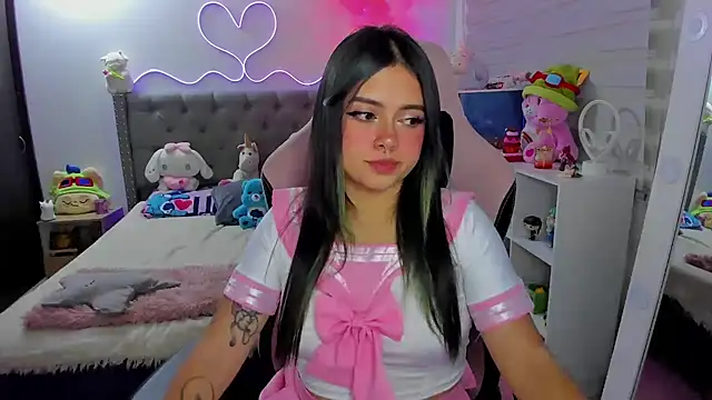 CuteDani  online show from July 26, 4:31 am