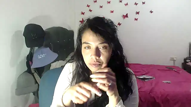 AmaraRoberts420 online show from September 12, 3:39 am