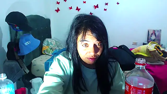 AmaraRoberts420 online show from September 15, 12:21 am