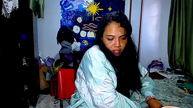 Snapshot of AmaraRoberts420 chatting on June 11, 10:52 pm AmaraRoberts420 online show from June 11, 10:52 pm