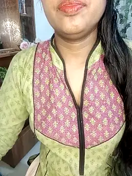 Snapshot of esita_1212 chatting on March 7, 2:23 pm esita 1212 online show from March 7, 2:23 pm