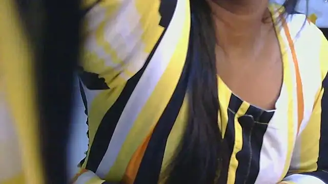 Snapshot of esita_1212 chatting on November 20, 12:55 am esita 1212 online show from November 20, 12:55 am