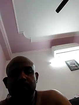 Dick 6inches online show from March 3, 6:26 am