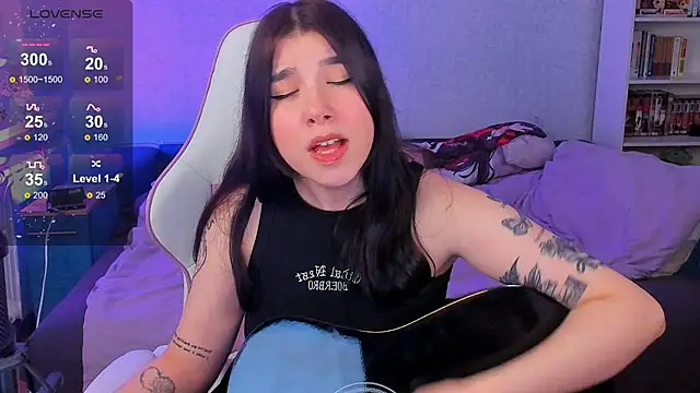 kellyharris online show from December 21, 5:18 pm